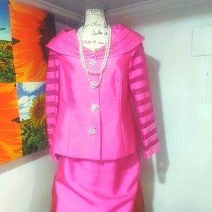 DONNAvinCi Vintage Size 14. 2 piece Skirt set. Pink